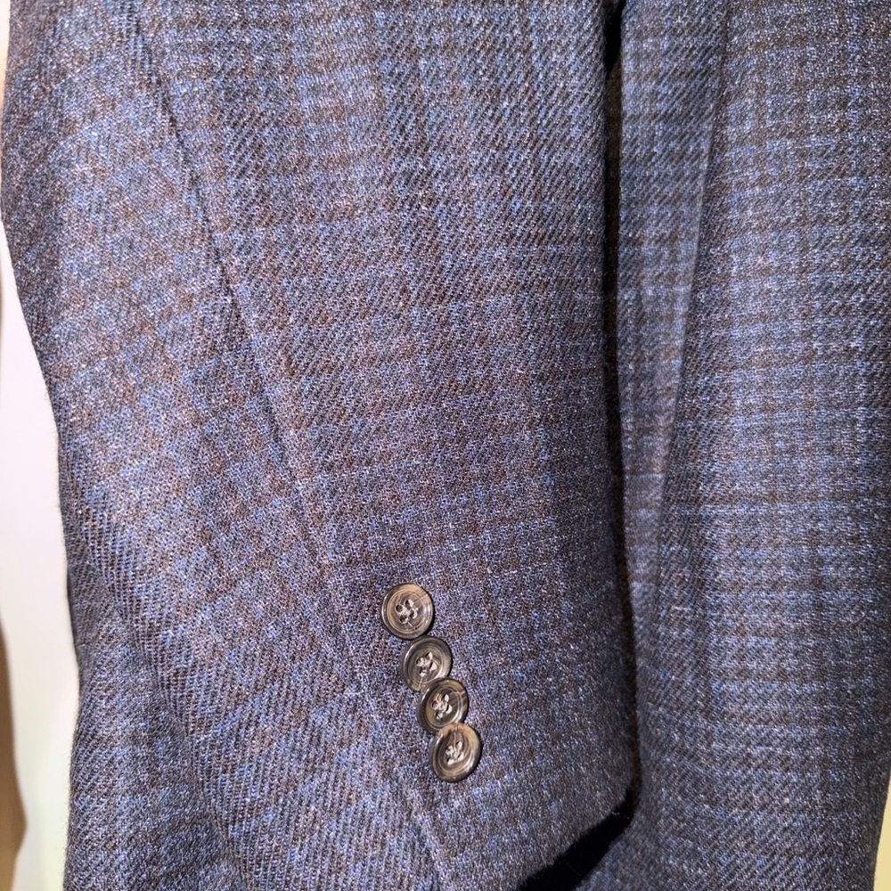 Jos. A. Bank 50R Blazer - 100% Italian Wool Cerruti 1881 Fabric - Charcoal Plaid - Picture 8 of 8